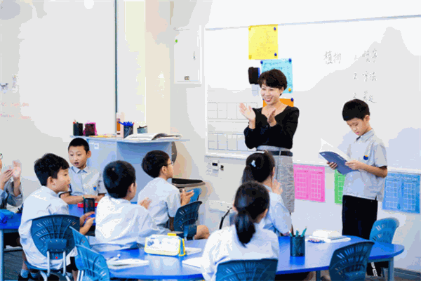 耀华国际教育学校