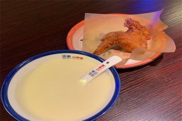 路边等你豆浆夜市