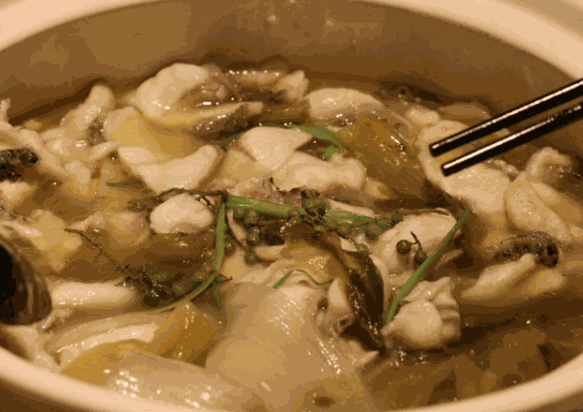 雪中鲜渔村中餐