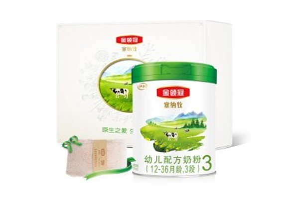 伊利奶粉