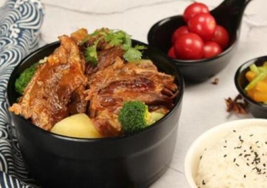 辣骨将辣骨饭