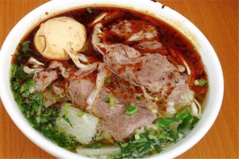 杨记跷脚牛肉面