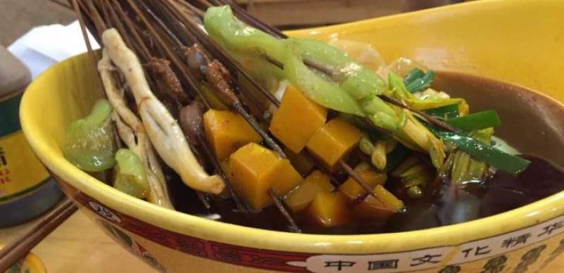 痴串串