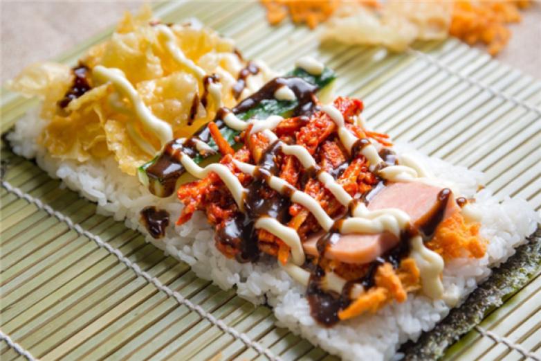 一捧手造饭团