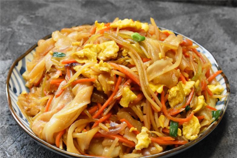 三毛炒粉