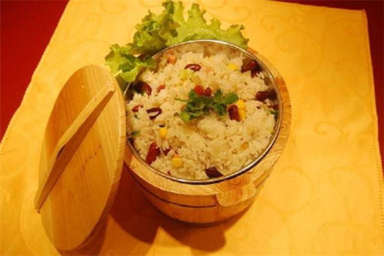 金缘佳木桶饭