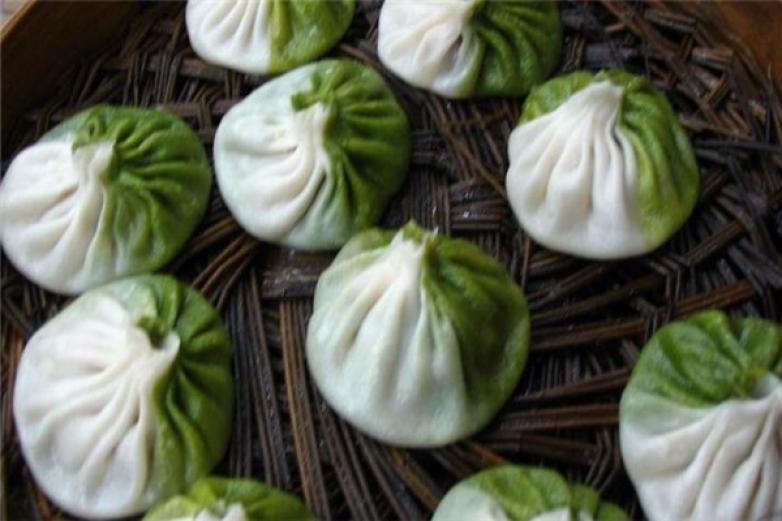 贾三灌汤包