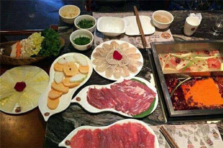 锦食尚鱼火锅