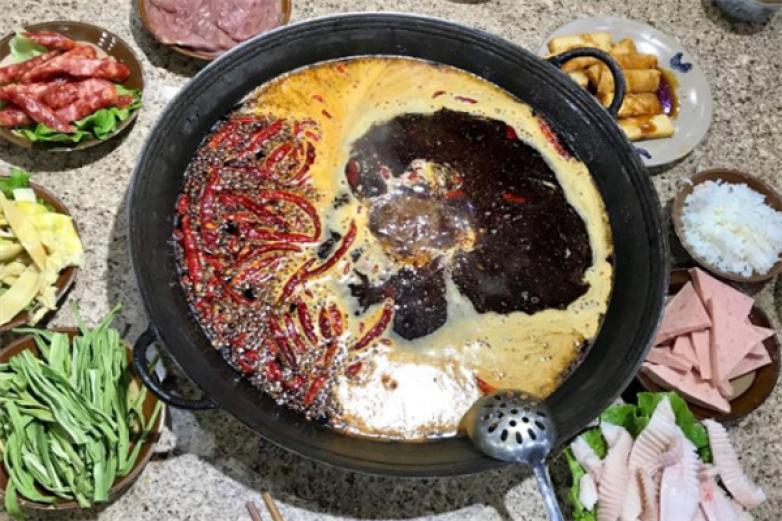 堂客土灶老火锅