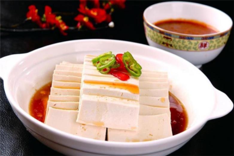 一块豆腐
