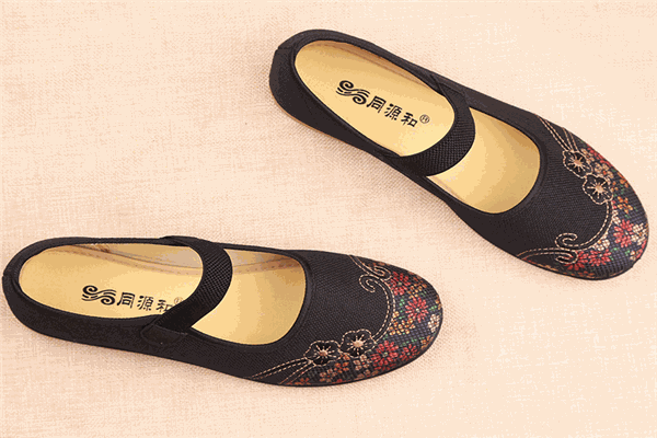 同源和老北京布鞋