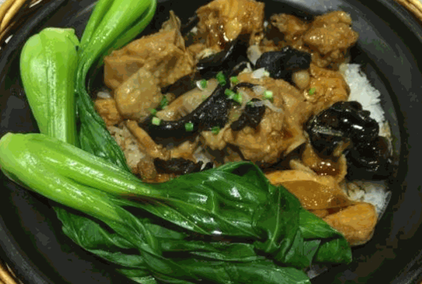 松桂坊煲仔饭