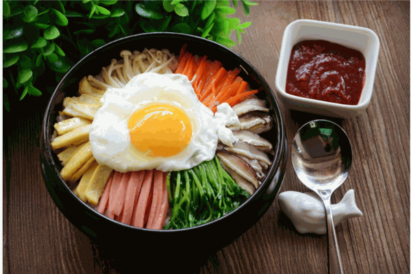 食有石趣石锅拌饭