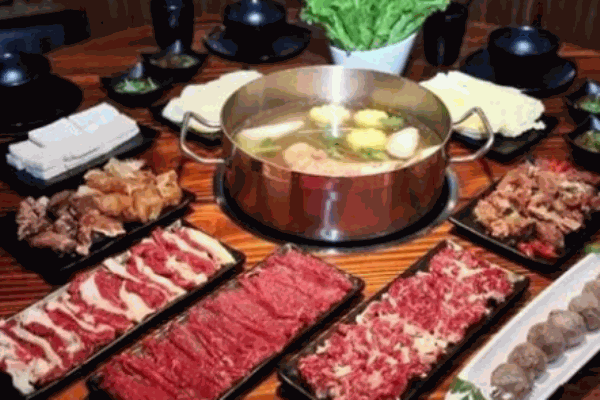 维克餐饮牛肉火锅
