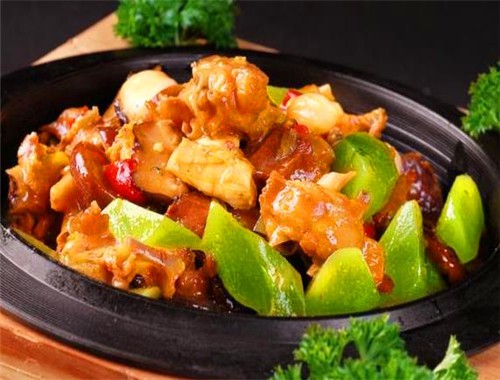 吴妍黄焖鸡米饭