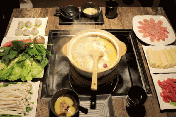 鲜入为主打边炉