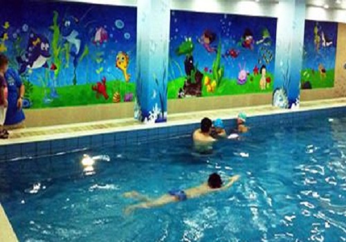 海豚贝贝婴儿游泳馆