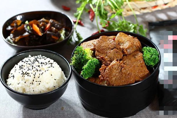 懒骨头排骨米饭