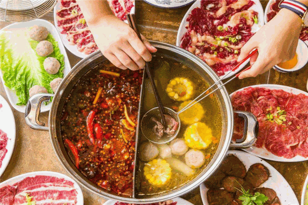 小郡肝串串香火锅