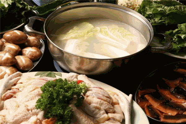 小郡肝串串香火锅