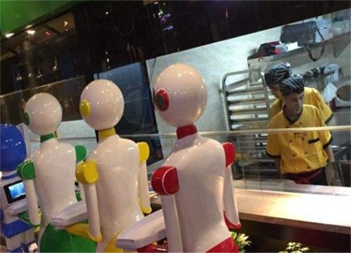 魔力机器人餐厅