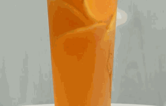 金桔柠檬奶茶