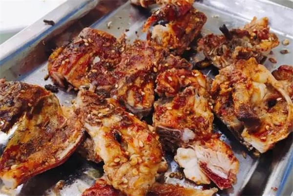 小悦溏烤鸡架店总部电话是多少？