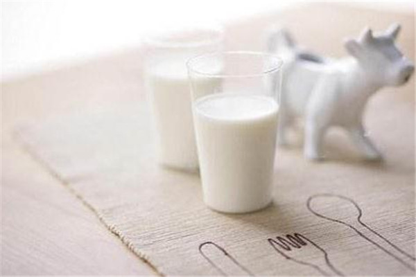 每日鲜语牛奶加盟