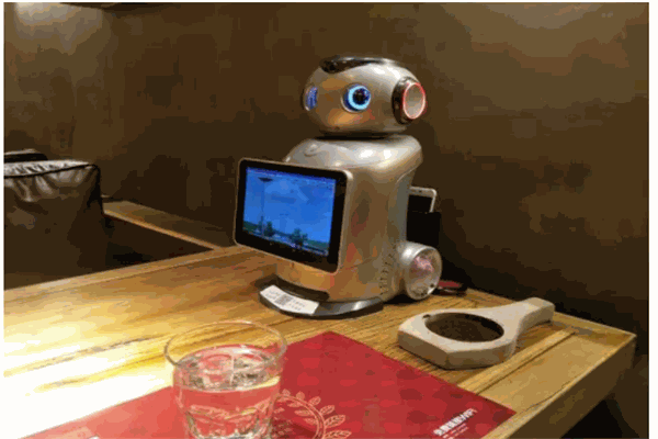 小白人餐桌智媒体机器人