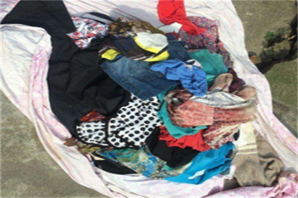 收衣嘞旧衣回收