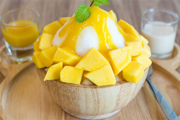 芒果冰甜品