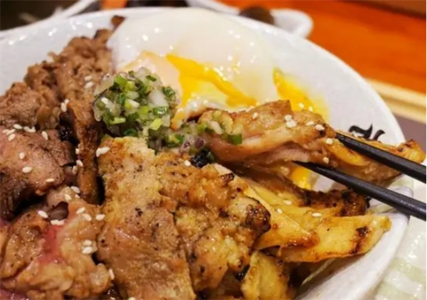 奇迹日式烧肉饭加盟